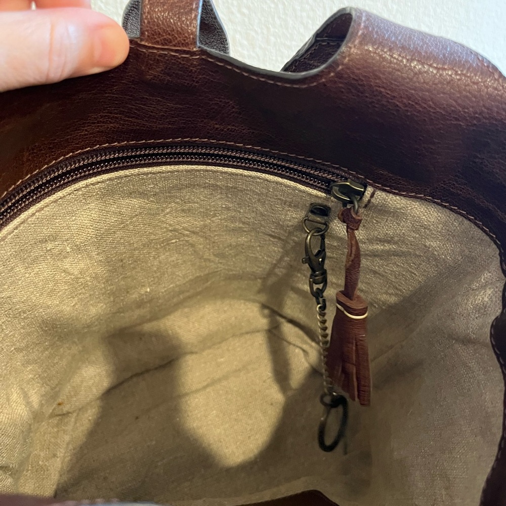 Brown Leather Bucket Bag - Picture 4 of 7